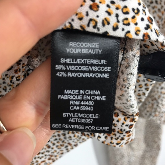 NWT AFRM puff sleeve leopard print crop top xl - Picture 10 of 12